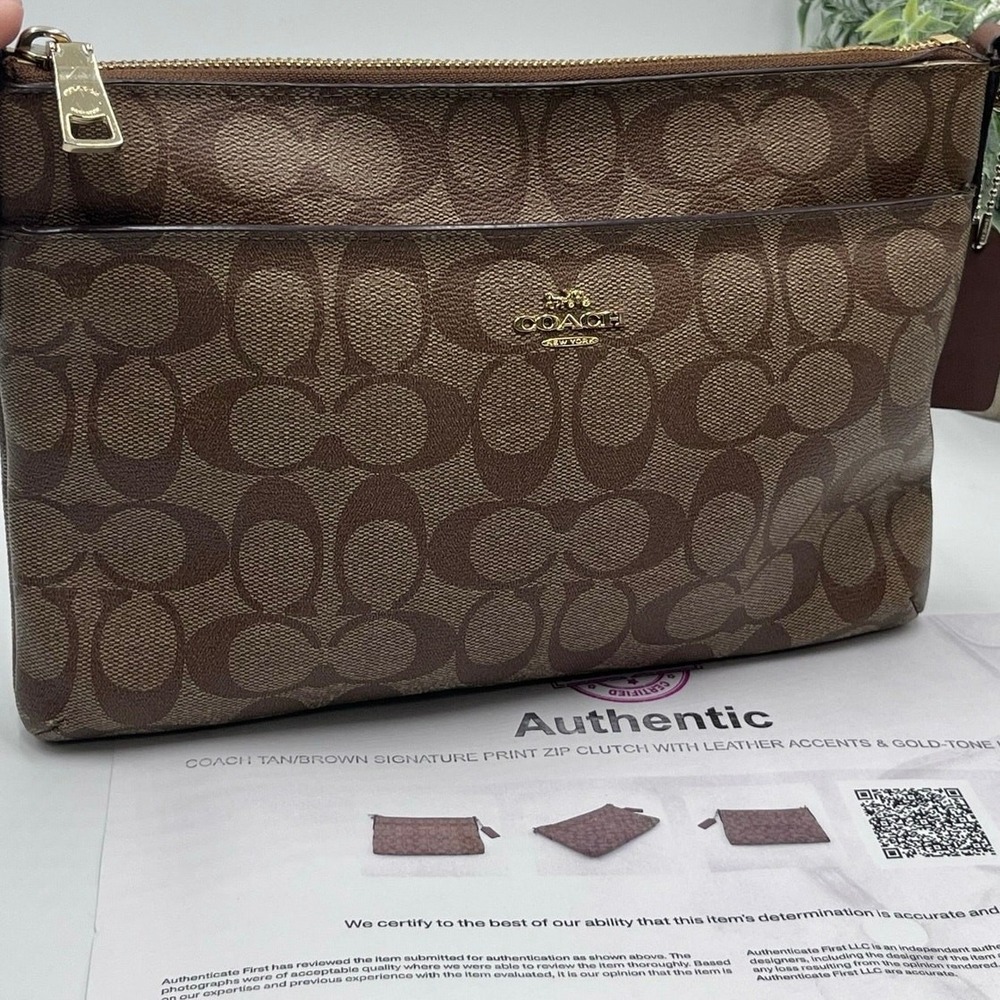 Coach F18316 Authenticated Signature East West Pop Up Khaki Brown Clutch‎